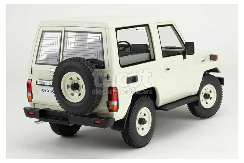 89915 Toyota Land Cruiser BJ70 1984