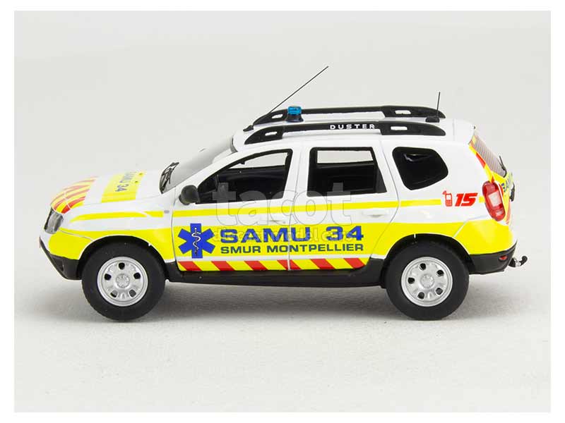 90180 Renault Dacia Duster Ambulance 2010