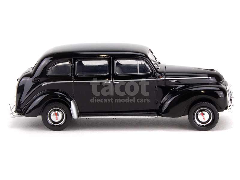 93053 Volvo PV800 Taxi