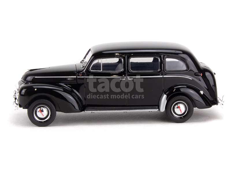 93053 Volvo PV800 Taxi