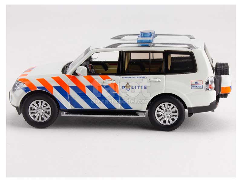 94068 Mitsubishi Pajero Police 2013