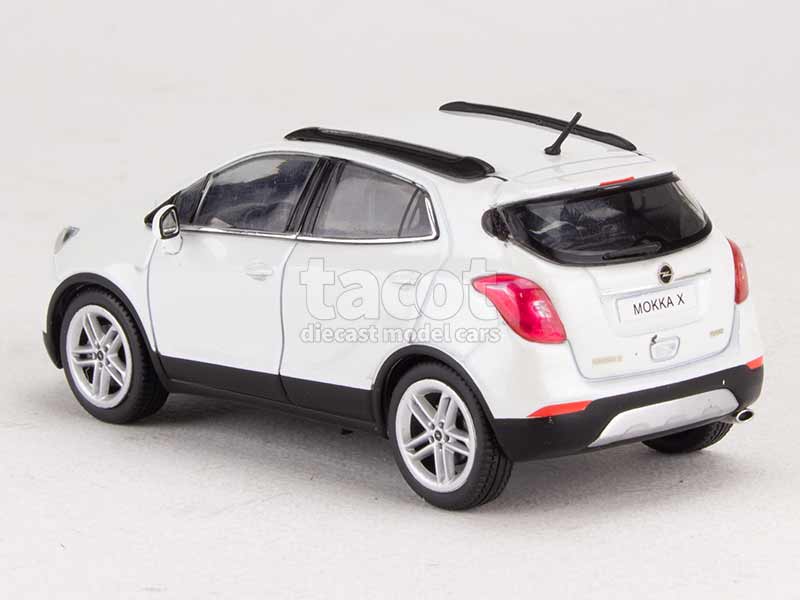 98220 Opel Mokka X 2012