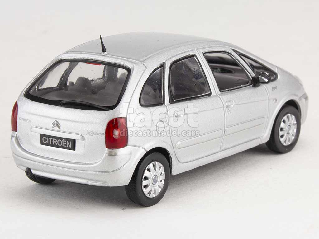 98534 Citroën Xsara Picasso 2004