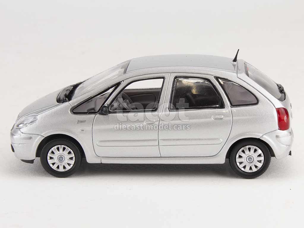 98534 Citroën Xsara Picasso 2004