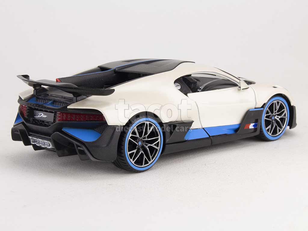 99264 Bugatti Divo 2019