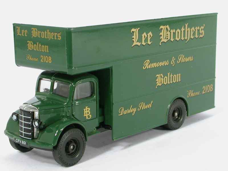 Coll 1381 Bedford LUTON VAN