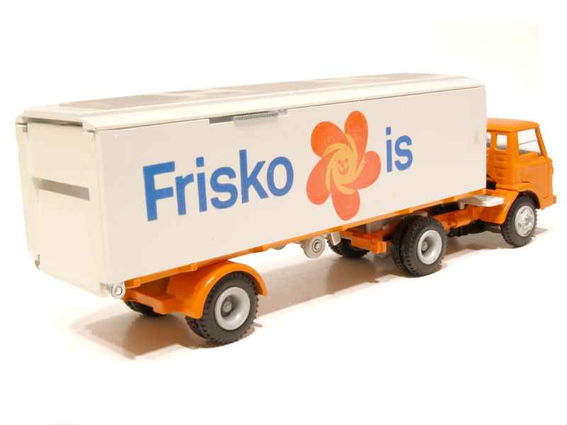 Coll 13960 Ford D-800 Frigo