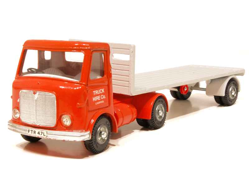 dinky toys aec articulated lorry