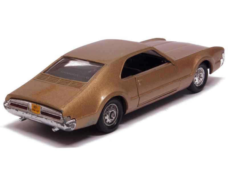 Coll 15366 Oldsmobile Toronado 1966